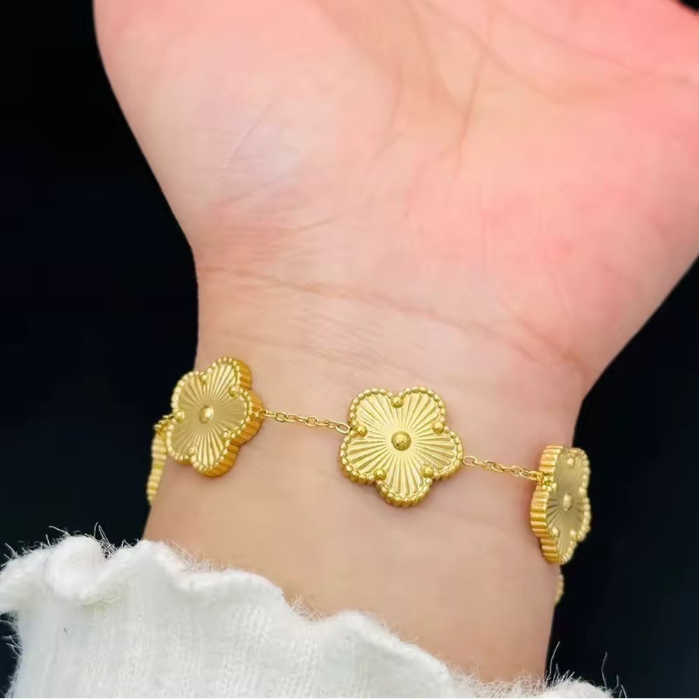 Alhambra 18k gold plated Stainless Steel Flower Bracelet
